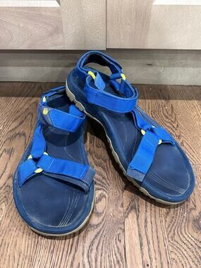 Teva Hurricane XLT2 Sport Sandal Blue Yellow Gorpcore Hiking Womens Sz 9 Outdoor